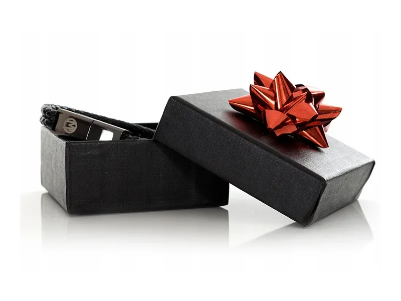 fajny-prezent-branzoletka-usb