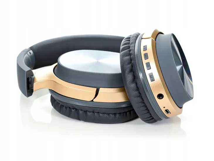 sluchawki-bluetooth-mega-bass-mocne-model-bt830