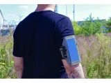 etui-do-biegania-kolor-szary