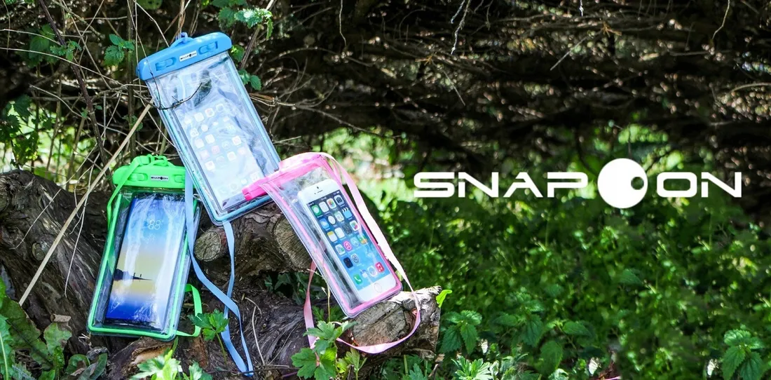 fluorestencyjne-etui-na-smartfon