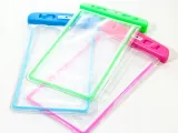 fluorestencyjne-etui-na-smartfon-marka-webski