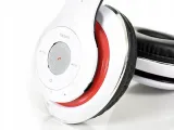 bezprzewodowe-sluchawki-bluetooth-do-pracy-rodzaj-sluchawek-nauszne