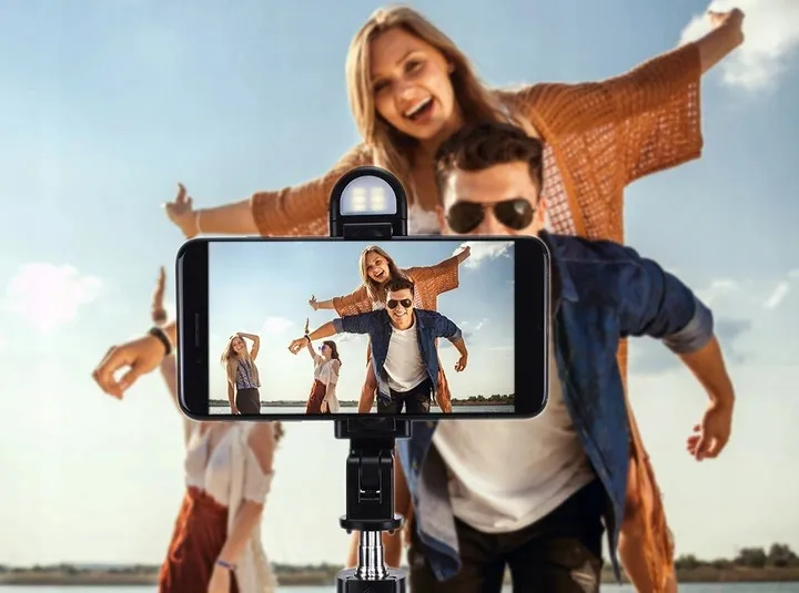 statyw-na-smartfon-4w1-model-k10
