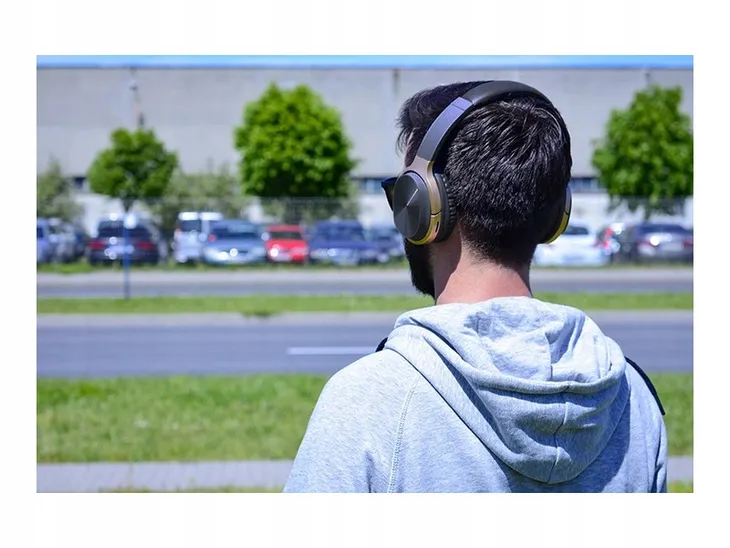 sluchawki-bluetooth-mega-bass-mocne-waga-z-opakowaniem-0-2-kg
