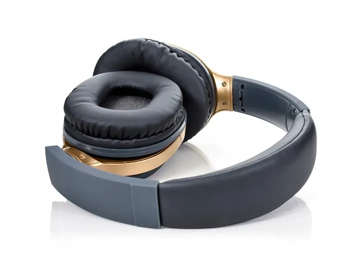 sluchawki-bluetooth-mega-bass-mocne-material-tworzywo-sztuczne