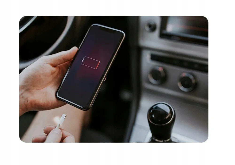 ladowarka-usb-do-wszystkich-samochodow-quickcharge