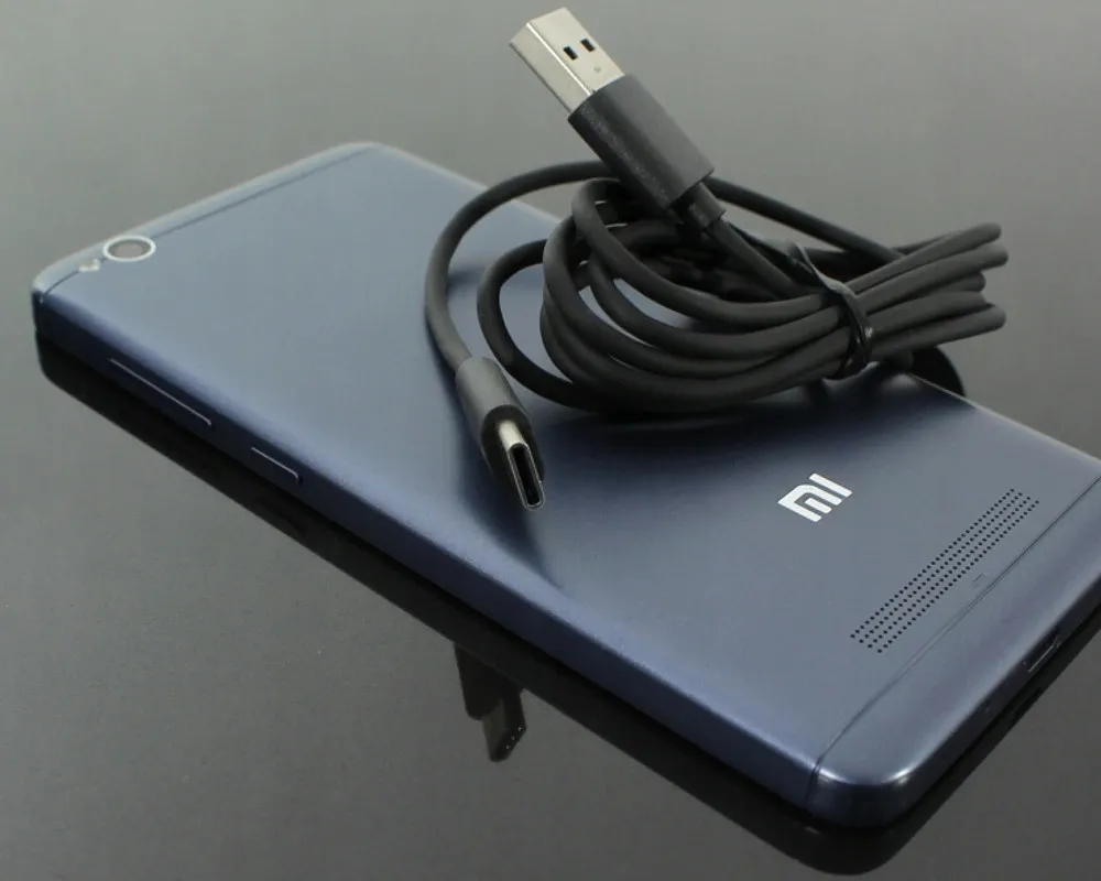 kabel-usb-typ-c-do-telefonow-z-wejsciem-c