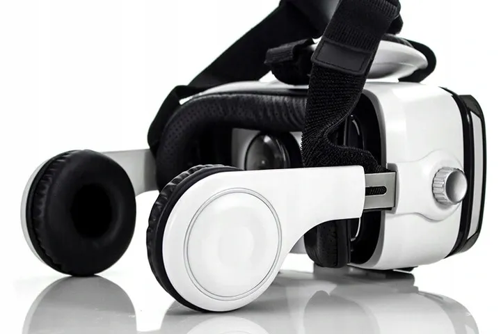 prezent-dla-chlopaka-gogle-vr-gamepad-bluetooth