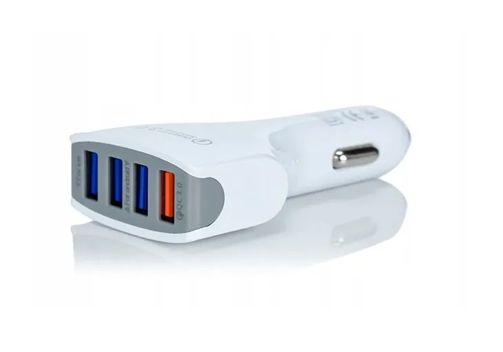 najlepszy-kabel-do-iphone-ladowarka-do-auta-liczba-urzadzen-ladowanych-jednoczesnie-4