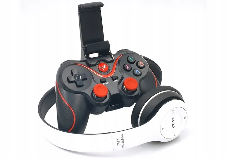 prezent-pod-choinke-gamepad-bluetooth-fun