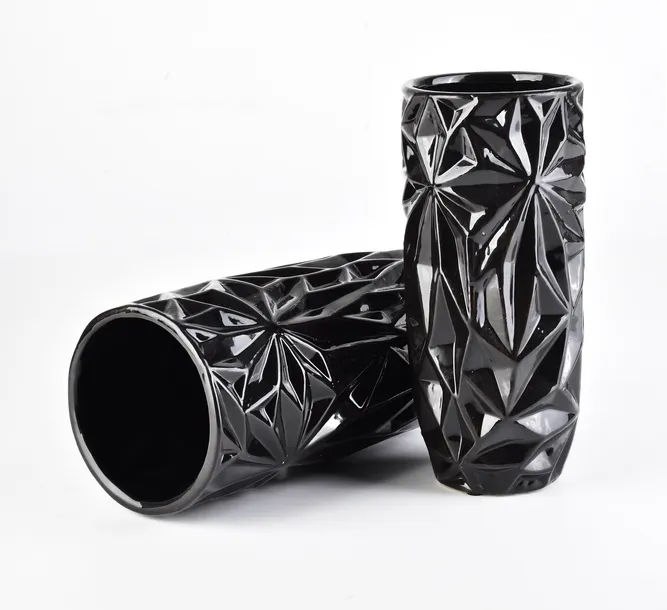 lorelai-black-wazon-105xh24cm