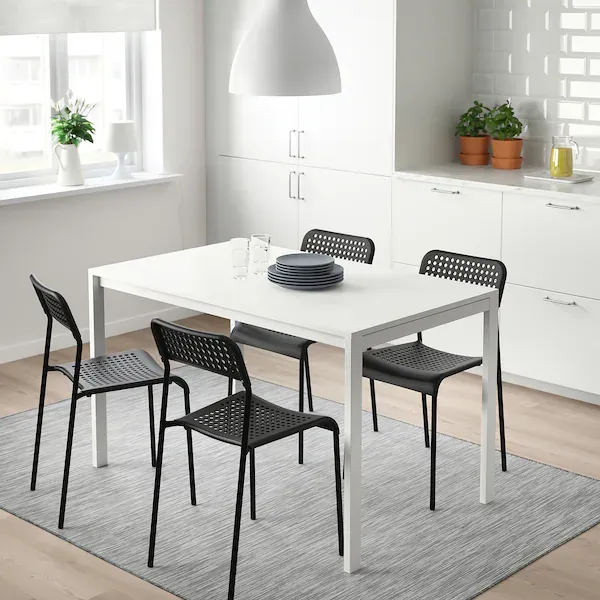 ikea-adde-krzeslo-czarny