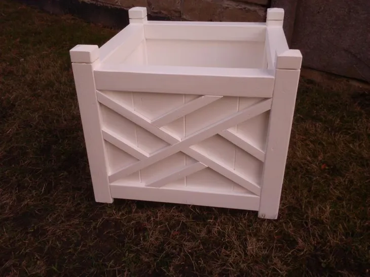 donica-14-e-50x50x55-stan-nowy-material-wykonania-drewno
