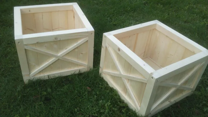 donica-15-e-50x50x50-material-wykonania-drewno