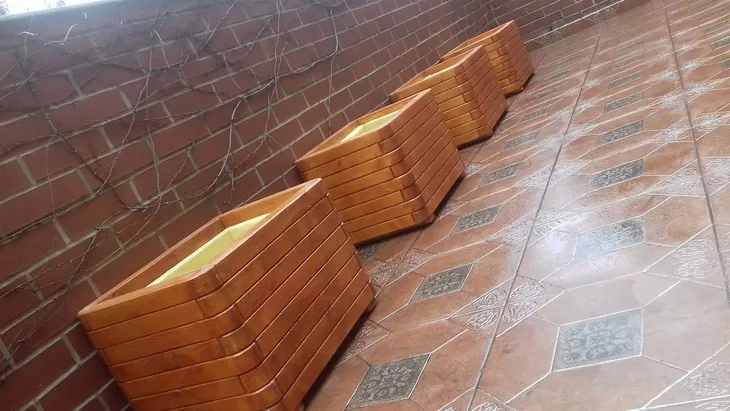 donica-16-b-40x60x38-material-wykonania-drewno
