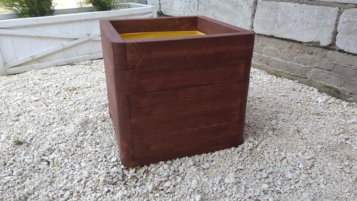 donica-30-e-45x45x495-stan-nowy-material-wykonania-drewno