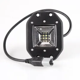 lampa-robocza-led-30w-zderzak