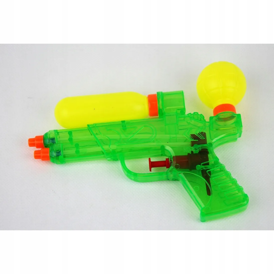 pistolet-na-wode-w-folii-stan-nowy