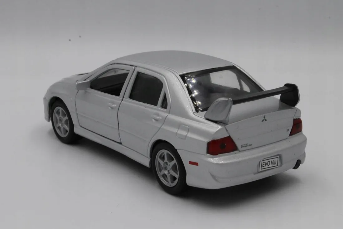 metalowe-auto-welly-mitsubishi-lancer-evolution-8
