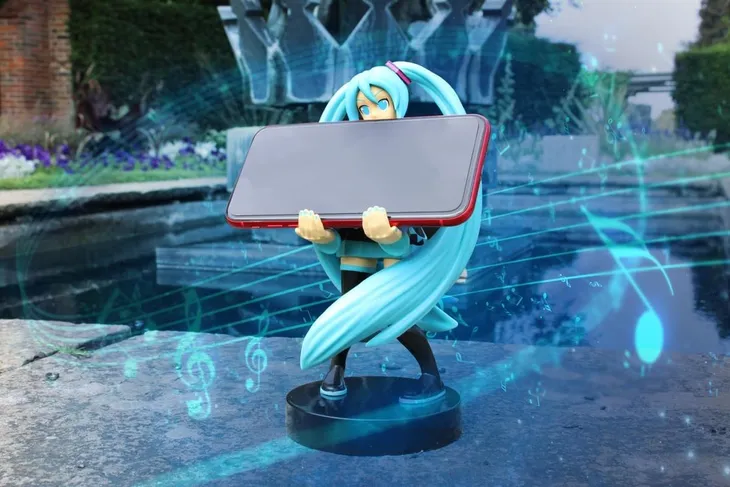 stojak-hatsune-miku-20-cm-stan-nowy