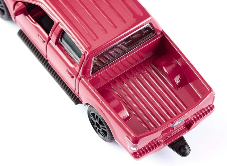 siku-samochod-ford-f150-bohater-brak