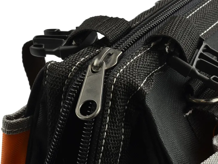 stolek-z-torba-monterska-stan-nowy-kod-producenta-84-306