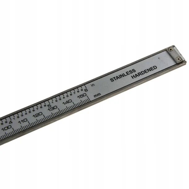 suwmiarka-cyfrowa-150-mm-stan-nowy-dokladnosc-pomiaru-0-02-mm
