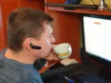 sluchawka-bluetooth-4-2-do-rozmow-stan-nowy
