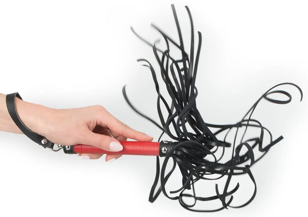 bad-kitty-flogger