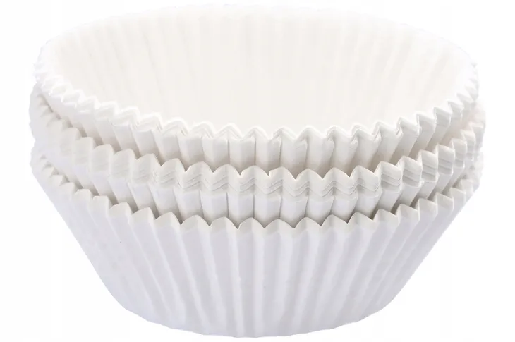 papilotki-do-muffinek-babeczek-biale-foremki-100-stan-nowy
