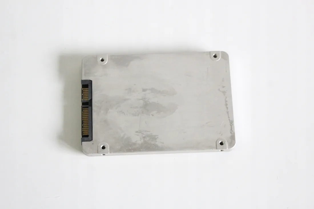 dysk-ssd-60gb-25-sata-stan-powystawowy