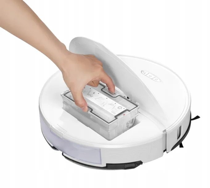 roborock-s8-robot-sprzatajacy-bialy-kolor-dominujacy-bialy