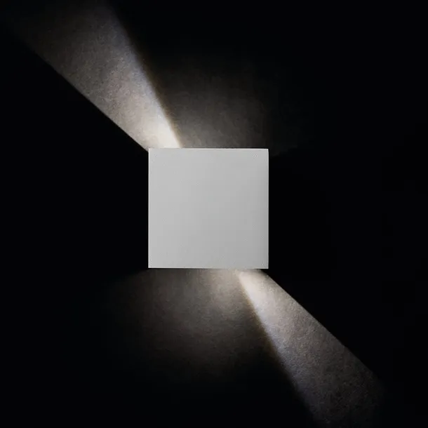 kinkiet-zewnetrzny-reka-led-el-7w-l-gr-glebokosc-produktu-10-cm