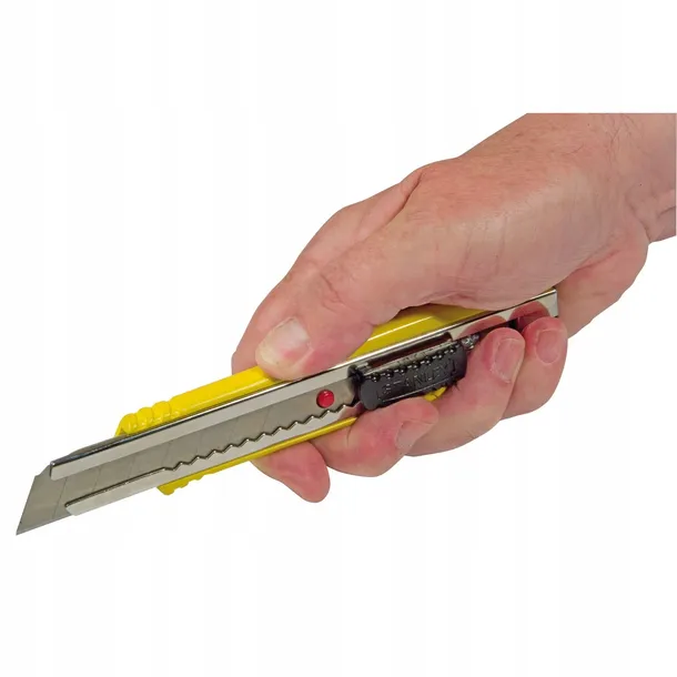 noz-stanley-fatmax-0-10-421-18mm-marka-stanley