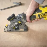 stanley-pilarka-multi-650w-89mm-kufer-zasilanie-sieciowe