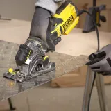 stanley-pilarka-multi-650w-89mm-kufer-predkosc-obrotowa-5500-rpm