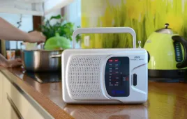 radio-ania-srebrny