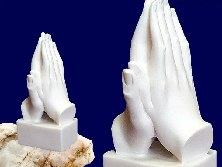 dlonie-alabaster-grecki