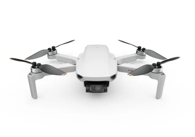 dron-dji-mini-se-fly-more-combo