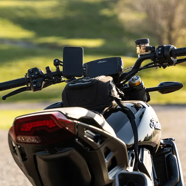 sp-connect-zestaw-moto-bundle-do-iphone-13-pro-max-producent-inny