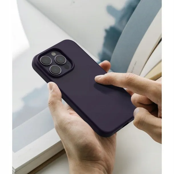 etui-ringke-silicone-iphone-14-pro-deep-purple-stan-nowy-dedykowany-model-iphone-14-pro