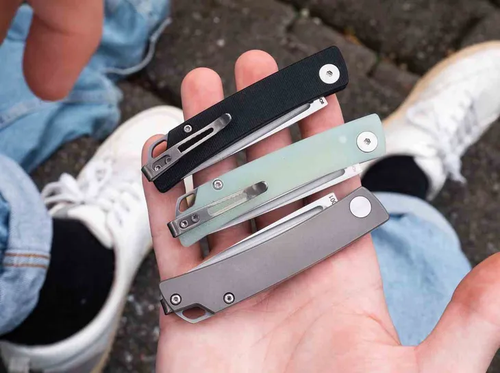 noz-boker-plus-celos-g10-black-cechy-dodatkowe-brak