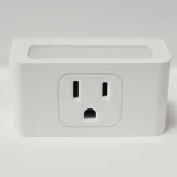 smart-wifi-socket-us-wtyczka-ze-sciemnialna-dioda-stan-nowy