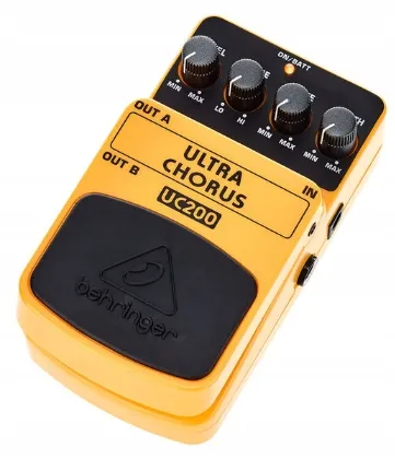 efekt-gitarowy-behringer-uc200-model-111469
