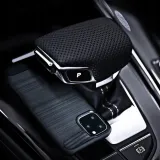 futeral-carbon-do-iphone-13-mini-czarny-funkcje-pochlanianie-wstrzasow