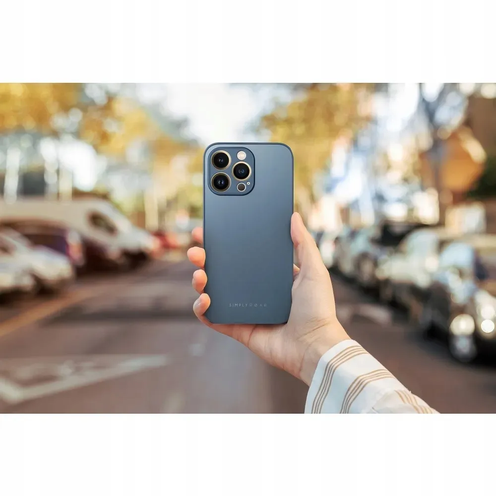 futeral-roar-matte-glass-case-do-iphone-14-plus-stan-nowy