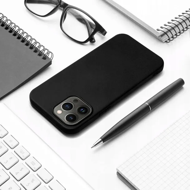 futeral-silicone-do-iphone-13-czarny-kolor-czarny