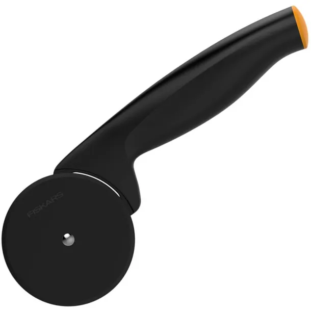 fiskars-noz-do-pizzy-ff-linia-functional-form
