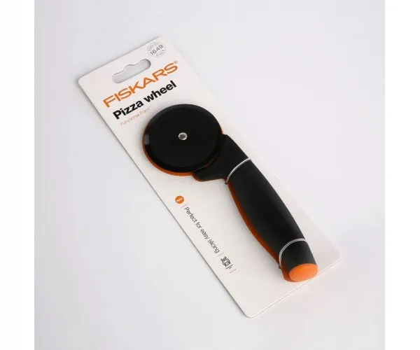 fiskars-noz-do-pizzy-ff-przeznaczenie-do-pizzy
