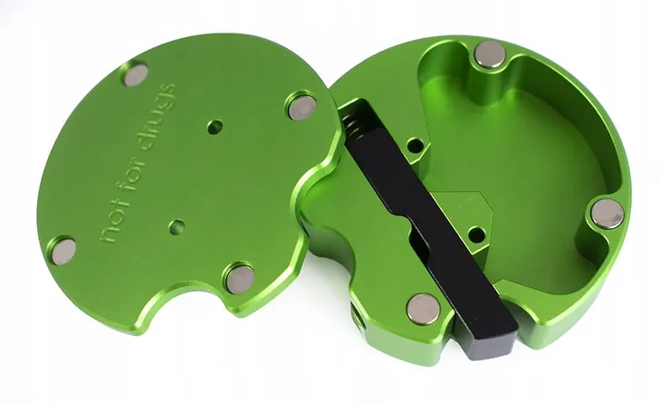 tabakiera-snuffmaster-metal-green